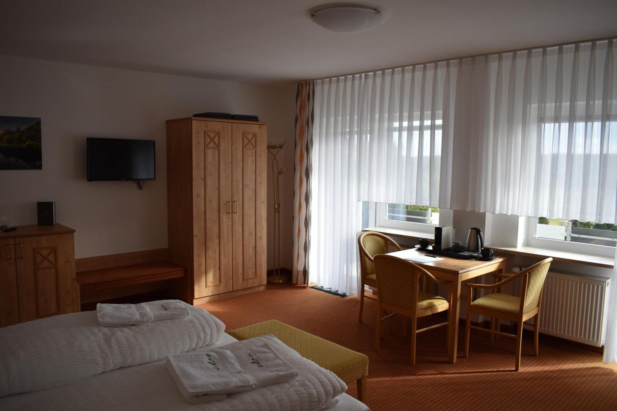Hotel Talblick Dobel Habitación foto